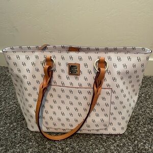 Dooney & Bourke White and Tan Tote Bag